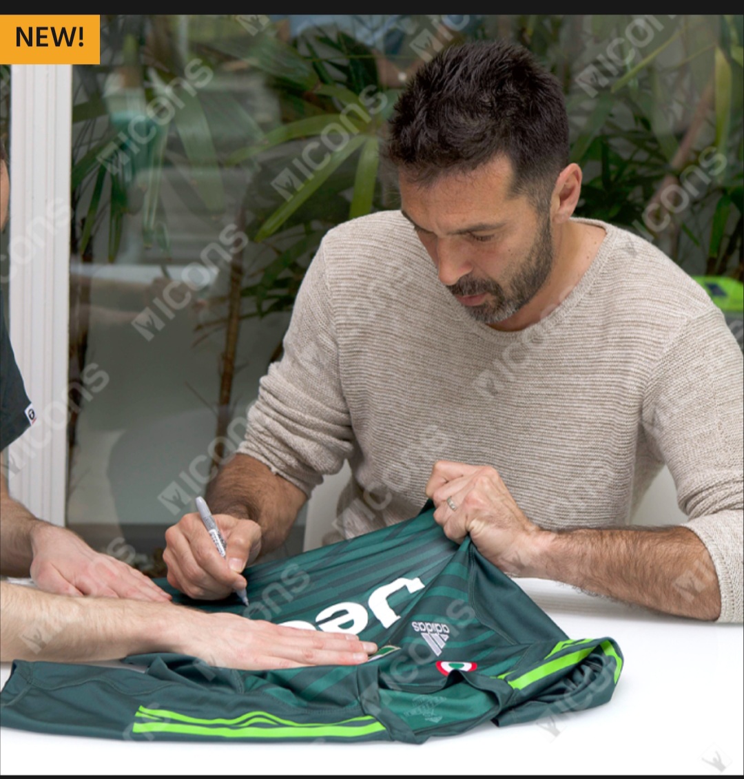 Gianluigi "GIGI" Buffon - Juventus FC - Framed Autographed Jersey - Image 4