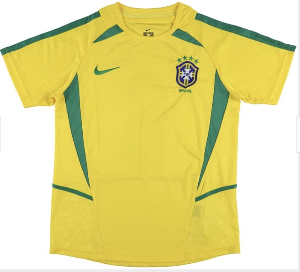 Roberto Carlos - Brazil National Team - Autographed Framed Jersey - Image 3