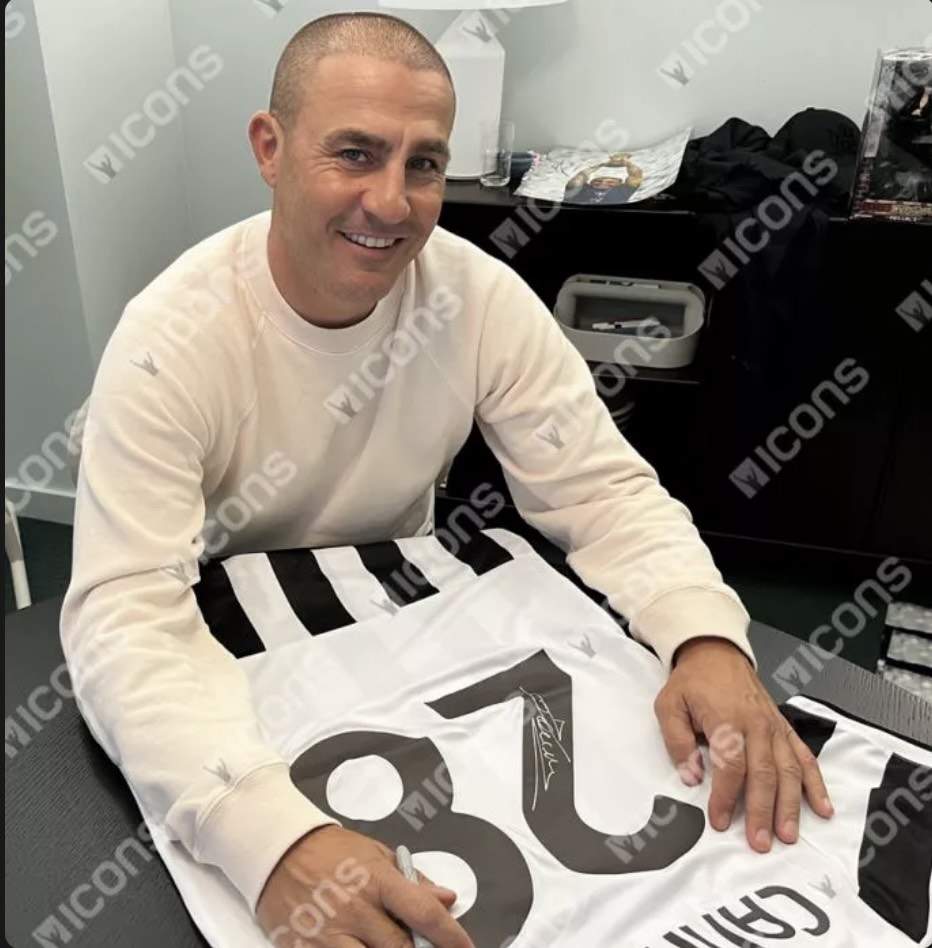 Fabio Cannavaro - Juventus FC - Framed Autographed Jersey - Image 4