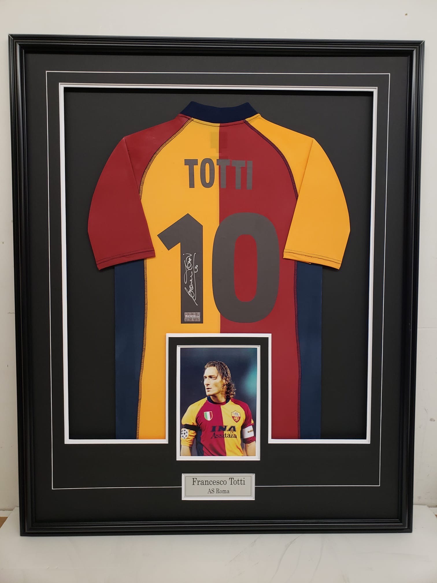 Francesco Totti - AS Roma - Autographed Framed Jersey