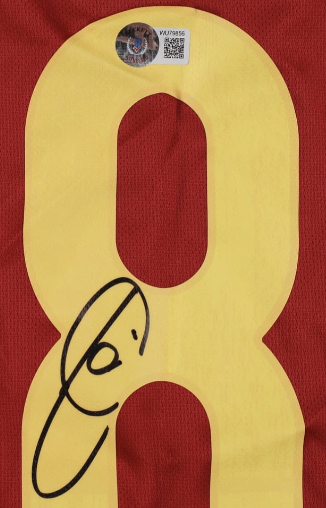 Xavi - Spain National Team - Framed Autographed Jersey - Image 4