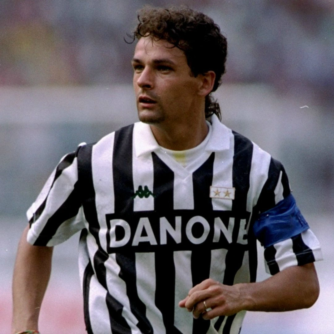 Roberto Baggio - Juventus FC - Autographed Framed Jersey - Image 5