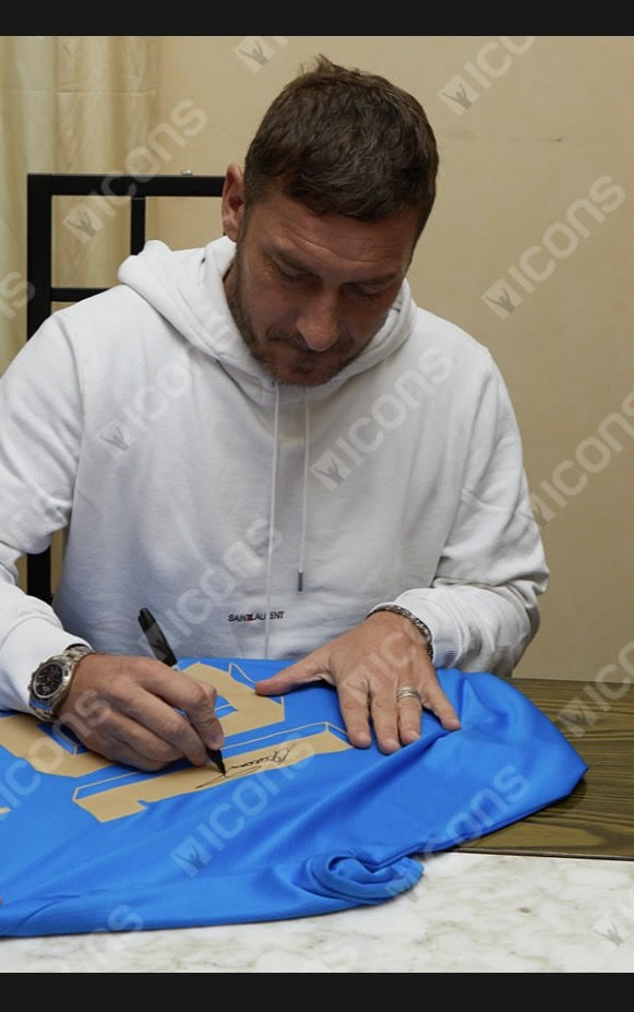 Francesco Totti - Azzurri - Italy National Team - Autographed Framed Jersey - Image 4