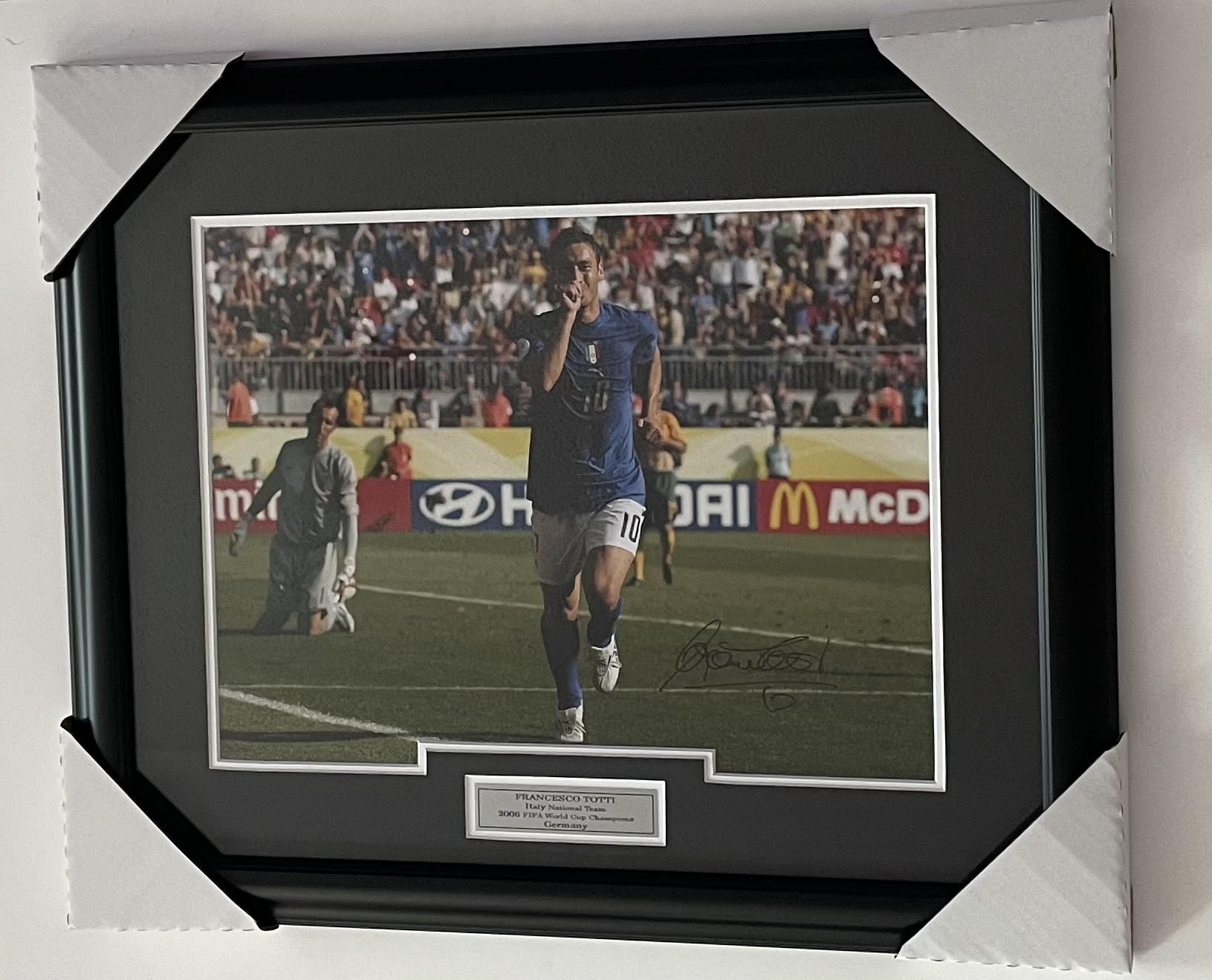 Francesco Totti - Azzurri - Italy National Team - Autographed Framed Photo