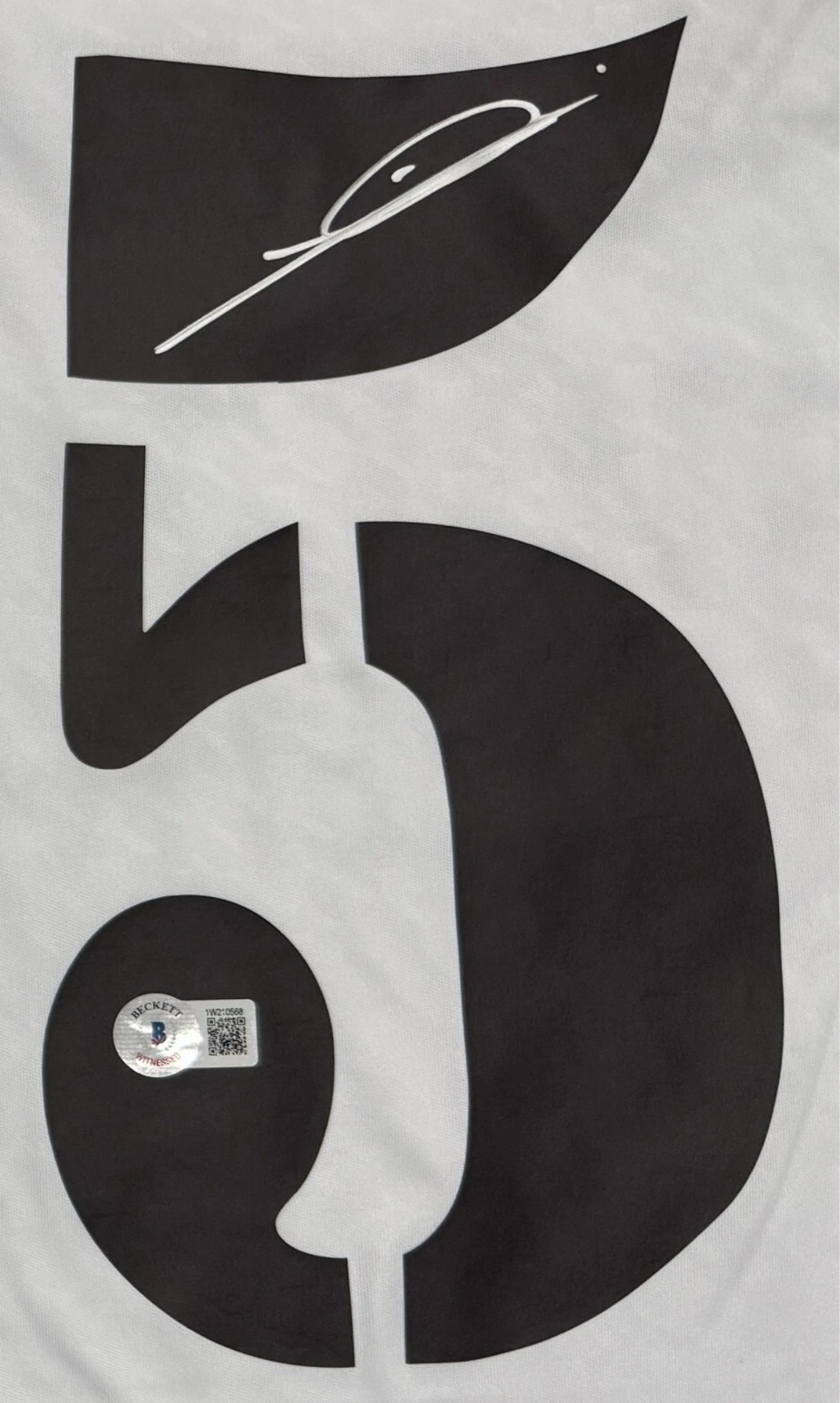 Zinedine Zidane - Real Madrid CF - Framed Autographed Jersey - Image 4