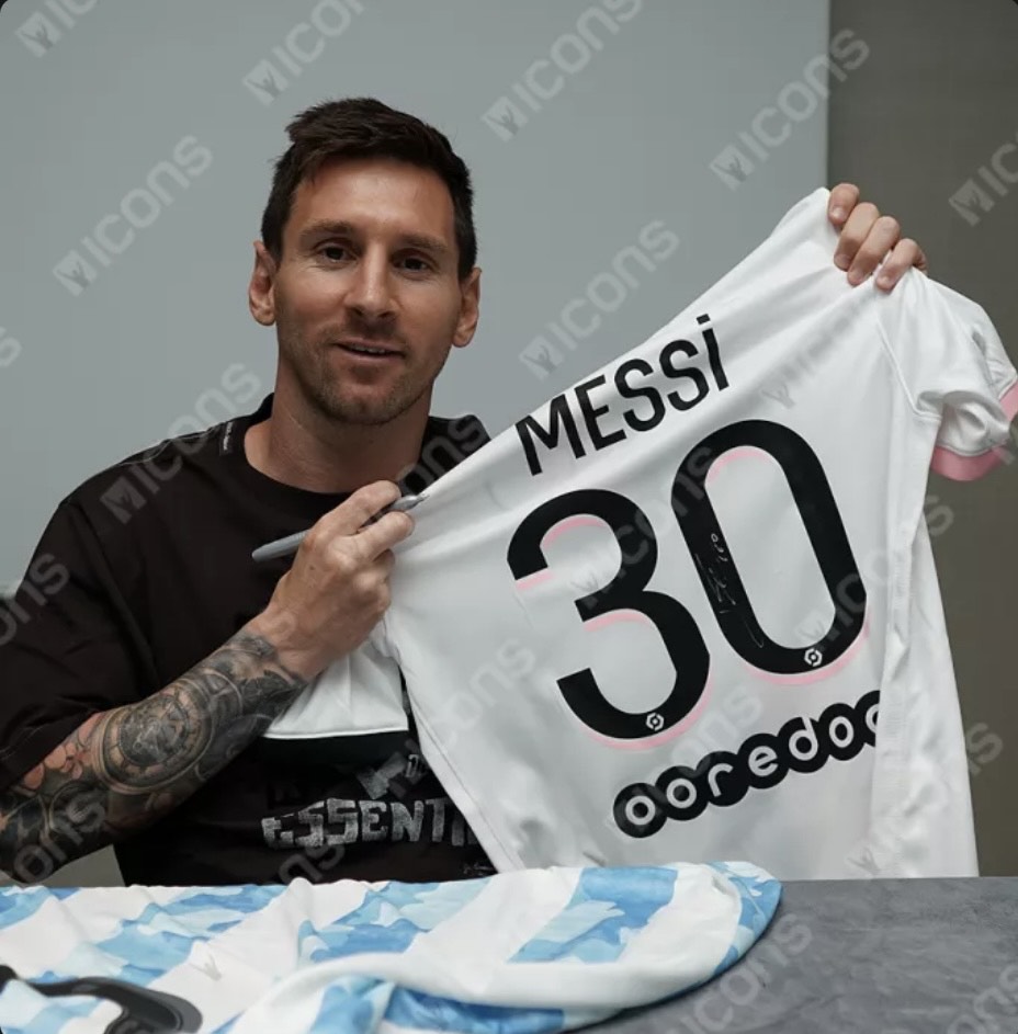 Lionel Messi - Paris Saint Germain - 2021-2022 - Framed Autographed Jersey (Away) - Image 3