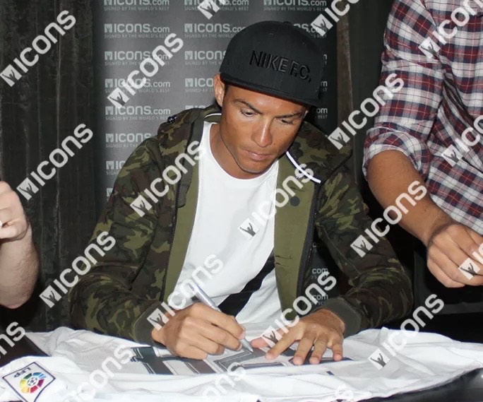 Cristiano Ronaldo - Real Madrid CF - 324 Goals - Club Record - Image 6